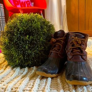 Women’s Sperry Boots, size 8